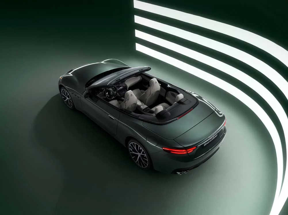 Maserati completa la gama GranCabrio en el hielo de St. Moritz 2 Motor16 Maserati GranCabrio 490 CV