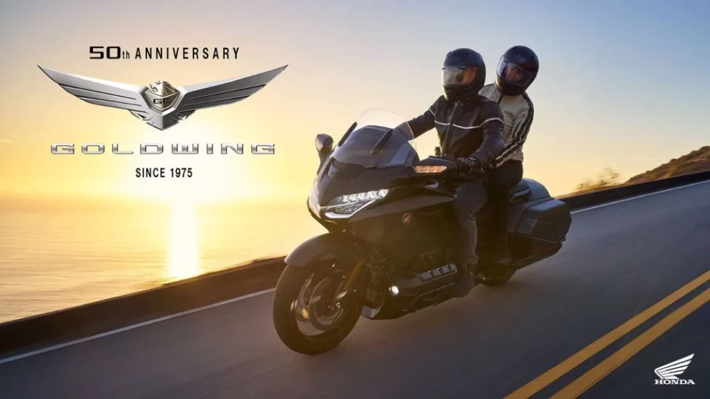La imponente Honda Gold Wing presenta una serie especial por su 50 aniversario 20 Motor16 Honda GL1800 Gold Wing 2025 49 Motor16