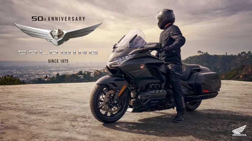 La imponente Honda Gold Wing presenta una serie especial por su 50 aniversario 28 Motor16 Honda GL1800 Gold Wing 2025 57 Motor16