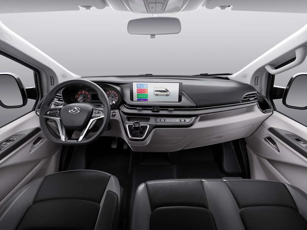 Maxus no renuncia al diésel y presenta dos importantes novedades 3 Motor16 Interior del Maxus Deliver 7 diésel