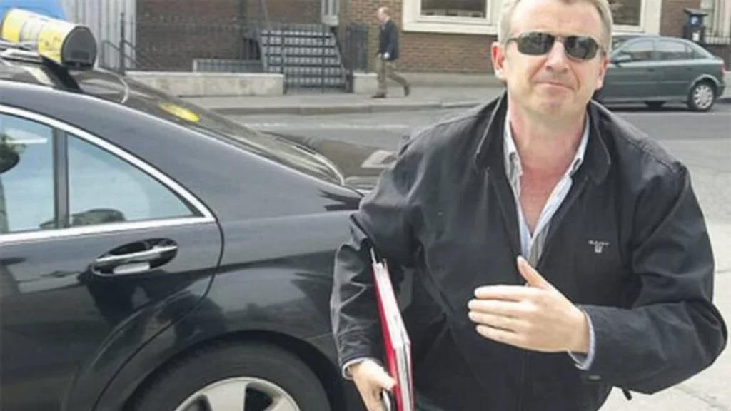 El trucazo del CEO de Ryanair para no pillar nunca un atasco con su Mercedes S500 1 Motor16 Ryanair Motor16