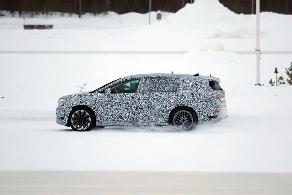 Skoda Vision 7S 14 Motor16