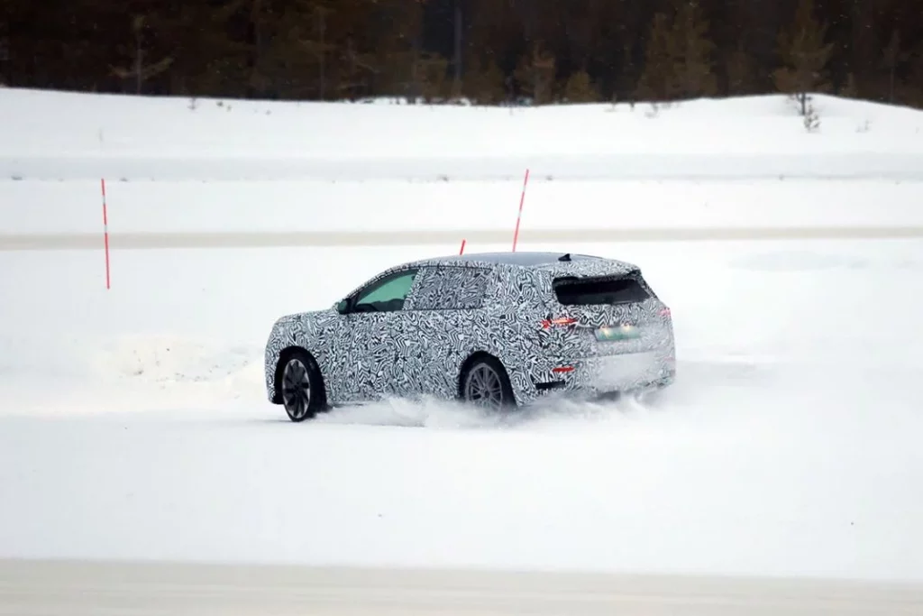 Skoda Vision 7S 20 Motor16