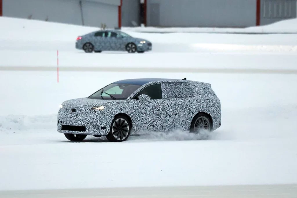 Skoda Vision 7S 7 Motor16