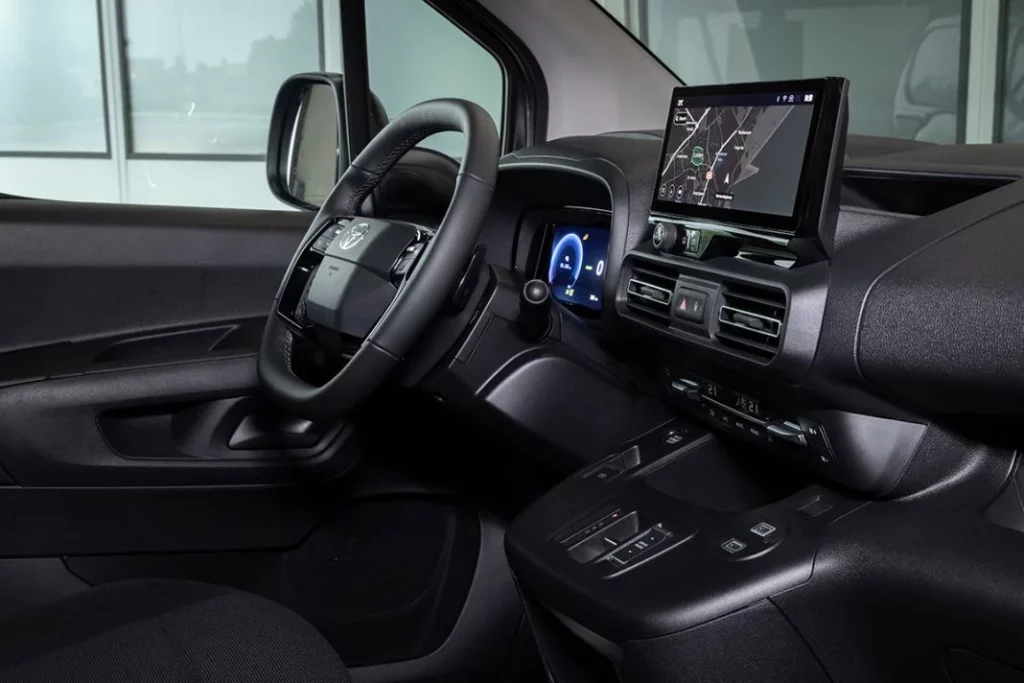 El Toyota Proace City 2025 llega con muchas novedades 2 Motor16 Toyota Proace City 2025 2 Motor16