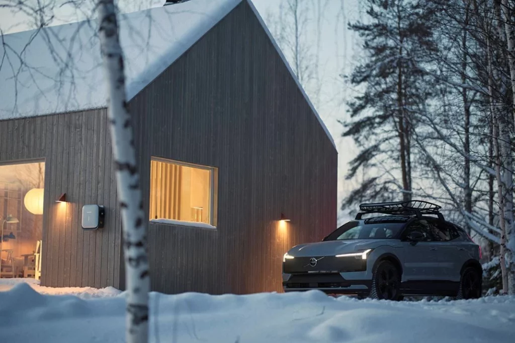 Volvo EX30 Cross Country with Swedish winter cabin 3 Motor16
