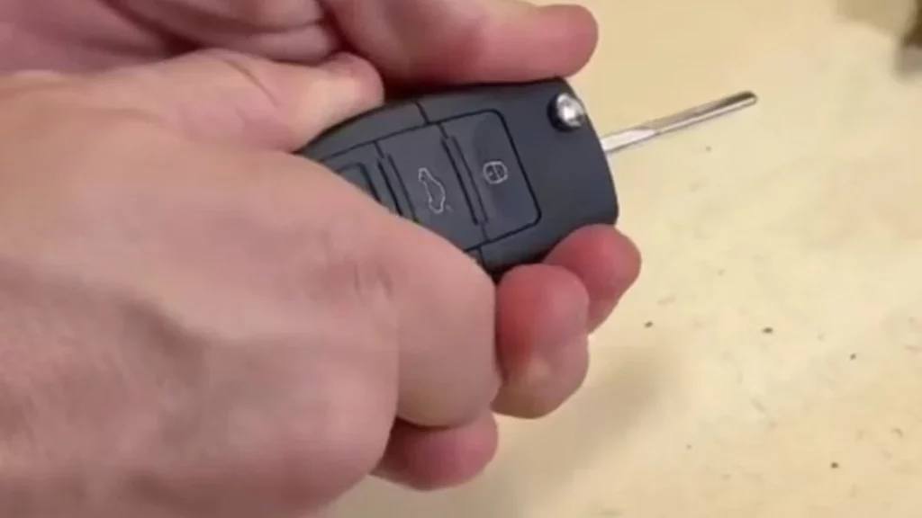 El detalle que esconden las llaves de Audi, Seat, Skoda o Volkswagen y que la Guardia Civil conoce 2 Motor16 La batalla contra el narcotráfico, una historia sin fin