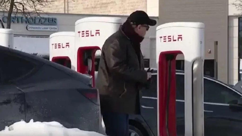 ‘Dead Robots’: El apodo que los Tesla se han ganado en Estados Unidos por mérito propio 2 Motor16 La solución que promete Tesla