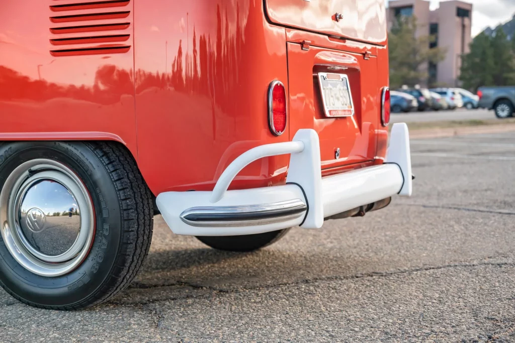 Este Volkswagen Bus de 21 ventanas ha sido más caro que un ID.Buzz 25 Motor16 1965 Volkswagen Bus 21 ventanas BaT 11 Motor16