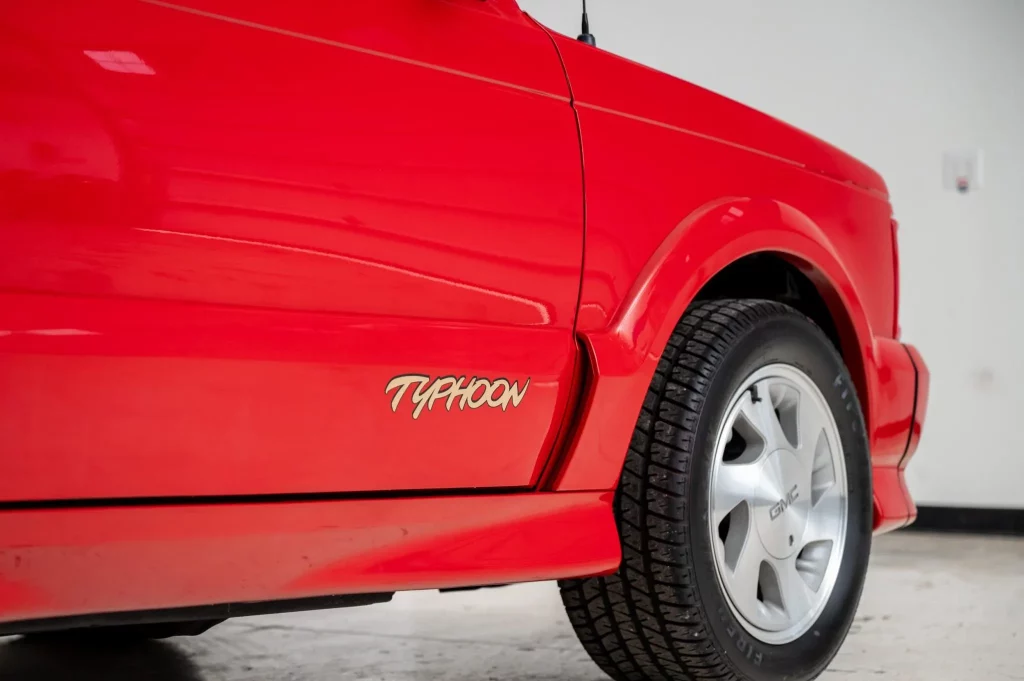 1993 GMC Typhoon. BaT. Imagen detalle.