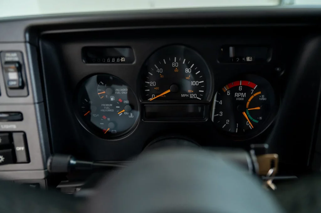 1993 GMC Typhoon BaT 24 Motor16