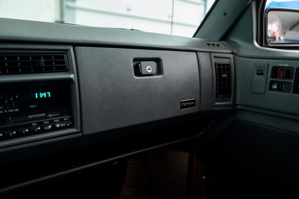 1993 GMC Typhoon BaT 30 Motor16