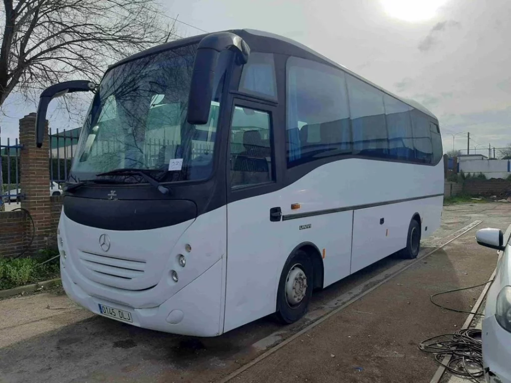 Autobús subasta Ayuntamiento