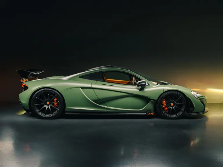 ¿Quieres ver un McLaren P1 único? Enciende la luz 8 Motor16 2013 McLaren P1 RM Sothebys 34 Motor16
