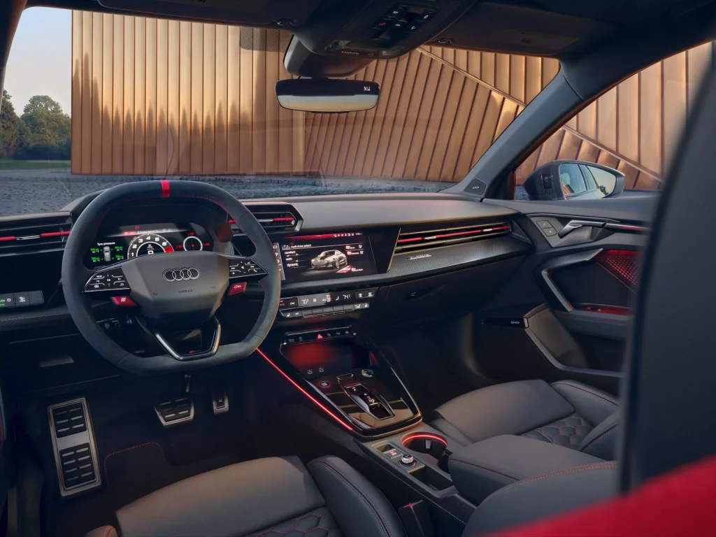 2025 Audi RS3 Sedan USA 8 Motor16
