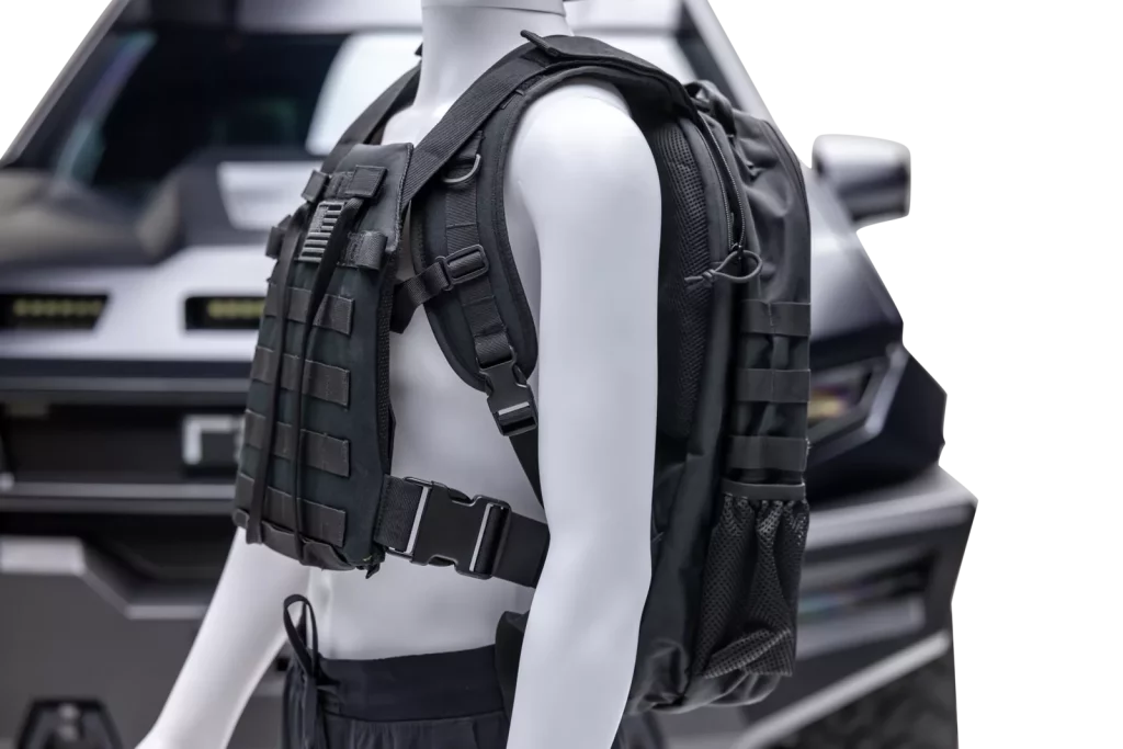 Rezvani ha creado esta mochila que puede salvarte la vida 6 Motor16 2025 Rezvani Motors Mochila Antibalas 3 Motor16