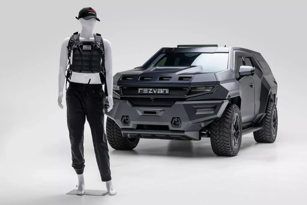 Rezvani ha creado esta mochila que puede salvarte la vida 1 Motor16 2025 Rezvani Motors. Mochila antibalas. Imagen.