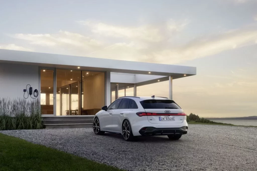 AUDI A5 AVANT E HYBRID 6 Motor16