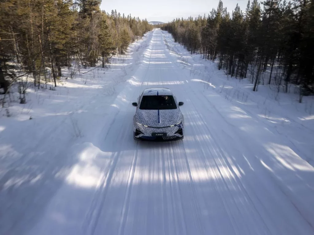 El Alpine A390 se traslada al norte de Suecia para las pruebas invernales 31 Motor16 Alpine A390 2025 laponia 27 Motor16