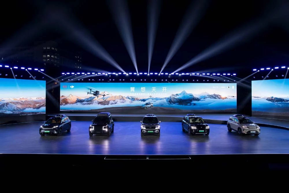 BYD introduce drones en su gama más lujosa. 'Ataca' por tierra y aire 1 Motor16 BYD ya contempla drones en algunos de sus vehículos.
