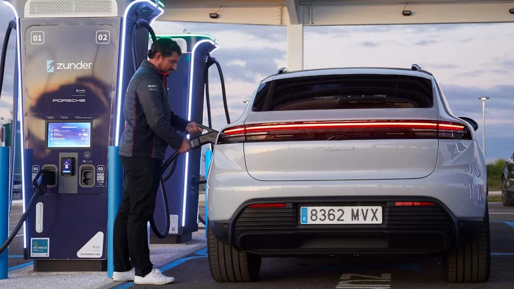 Carga rápida de Porsche Ibérica y Zunder en Daimiel