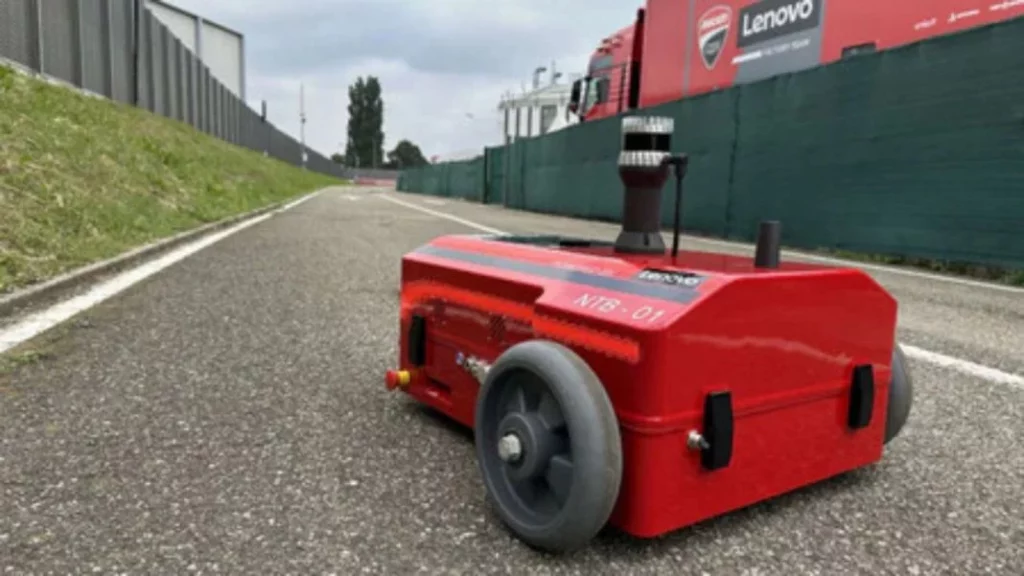 El secreto que esconde el roomba que usa el equipo de Marc Márquez en MotoGP 1 Motor16 Un adelanto del futuro de MotoGP