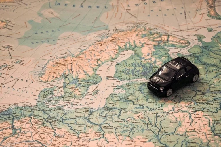 Los 10 peores países de Europa para alquilar un coche en tus próximas vacaciones