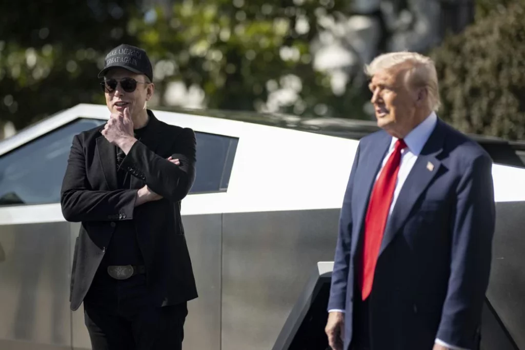 Tesla, contra las cuerdas en Alemania, un 94 por ciento de clientes no lo comprarían 2 Motor16 EuropaPress 6574514 11 march 2025 us washington us president donald trump stands with Motor16