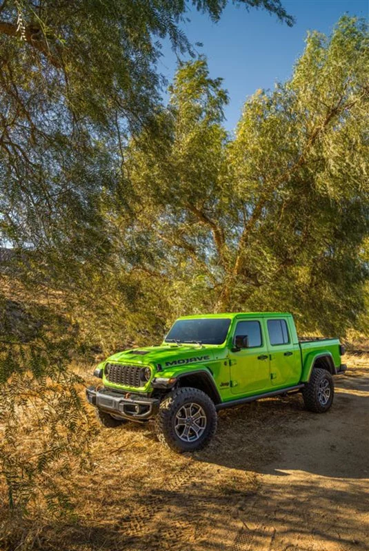 El color, con nombre de coctel, que deslumbra en los Jeep más brutales 2 Motor16 JP025 117GL Motor16