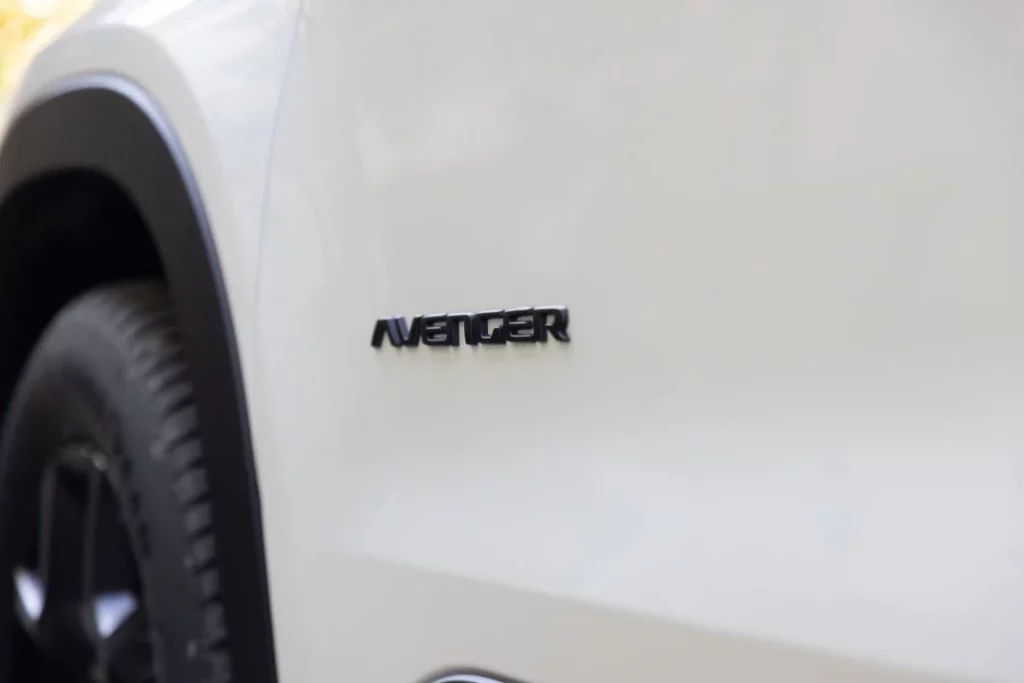 Jeep Avenger 4xe 13 Motor16