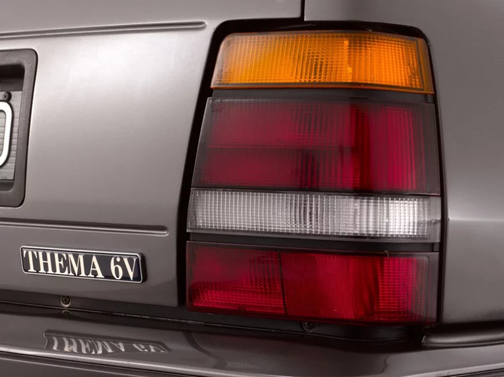 Lancia Thema Familiare Zagato station wagon 1985 17 Motor16