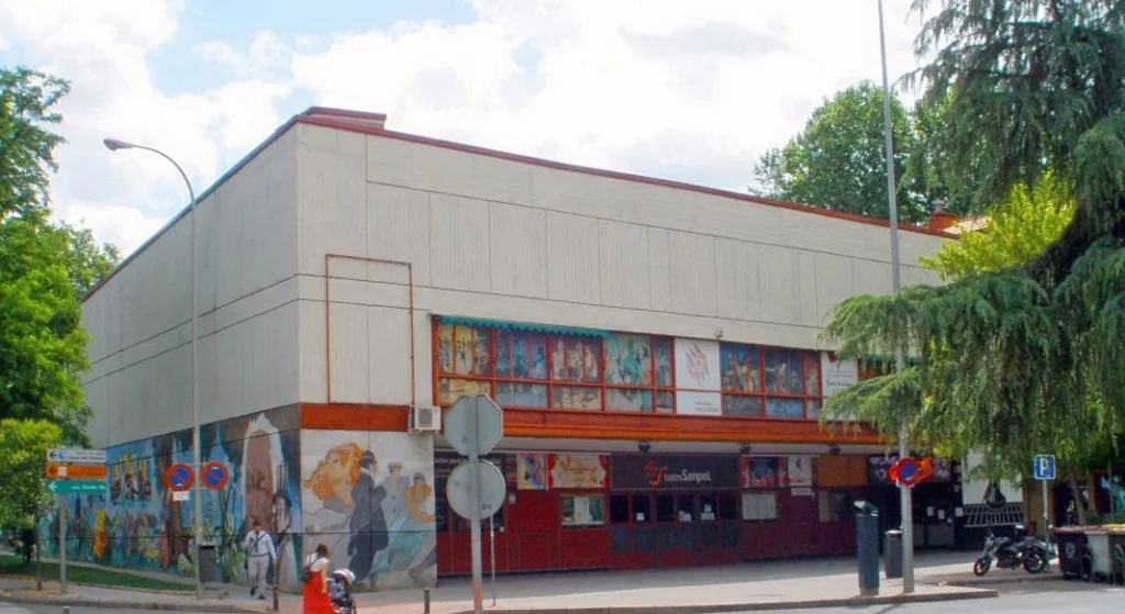 El barrio de Madrid que se ha peatonalizado para convertirse en un laberinto: Los vecinos estallan 1 Motor16 Madrid