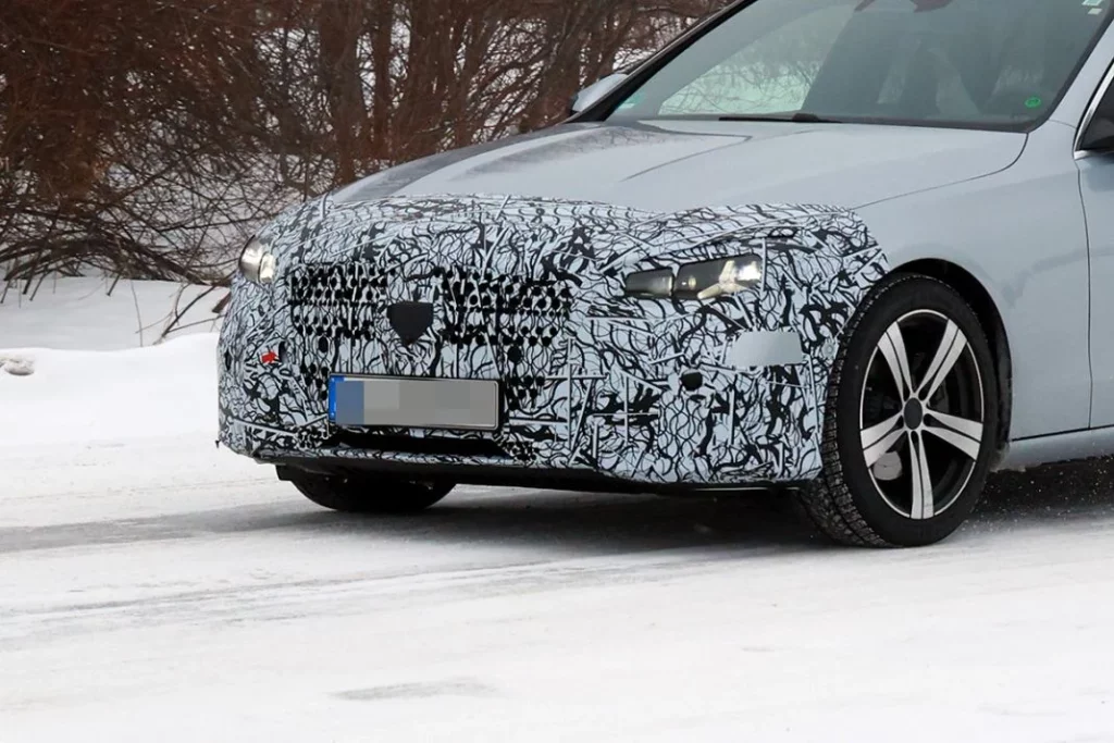Mercedes Clase C 2026 10 Motor16