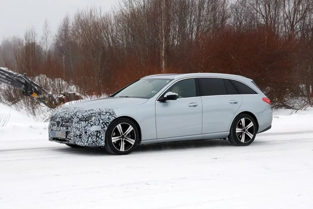 Mercedes Clase C 2026 14 Motor16
