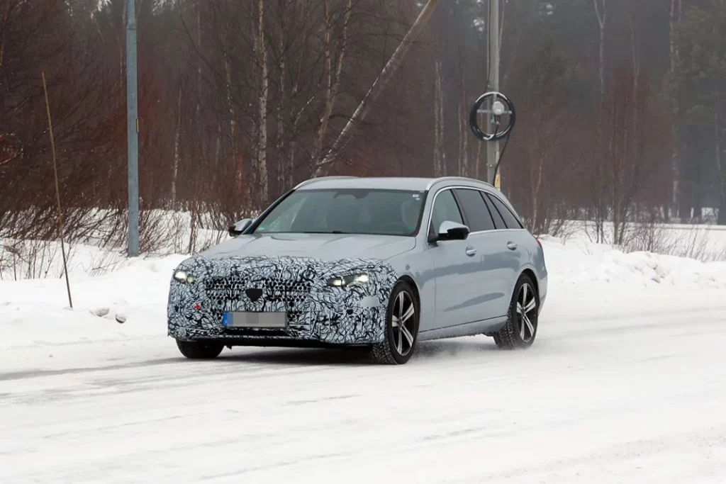 Mercedes Clase C 2026 3 Motor16