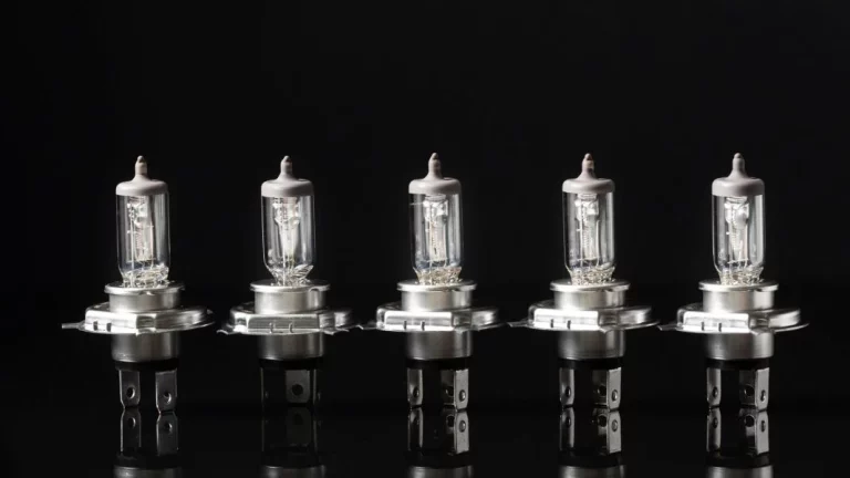 AliExpress tiene estas bombillas Philips LED con un descuento del 65%: Van a volar