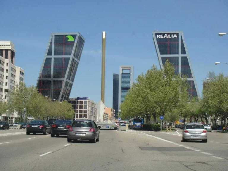 El alucinante número de coches que se dieron de baja en 2024: casi tantos como los que hay matriculados en Madrid