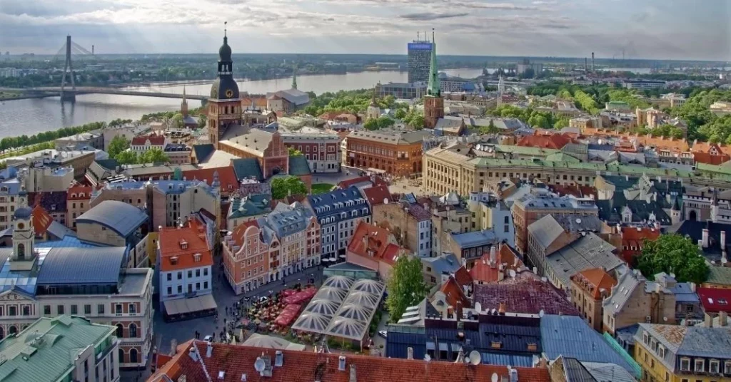 letonia riga pixabay latvia 3725546 19201 Motor16