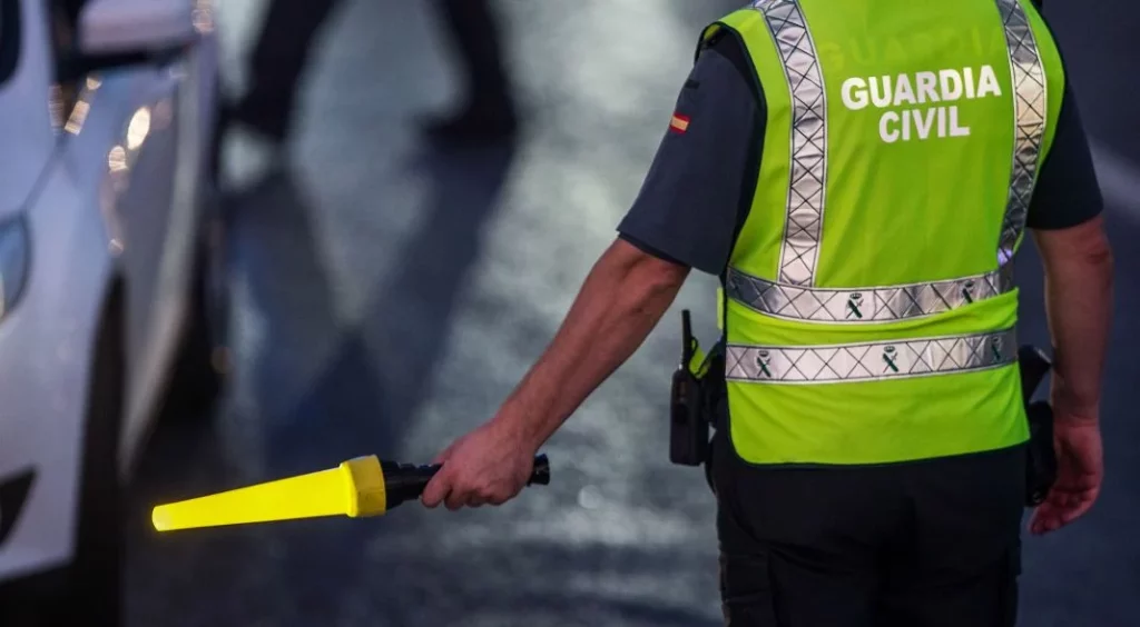luz guardia civil Motor16