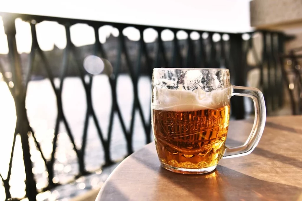 pexels sonja maric 2707972 cerveza alcoholemia Motor16