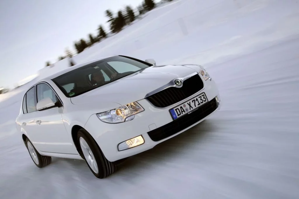 skoda superb 4x4 4 Motor16