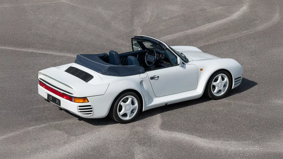Porsche 959 Speedster: Un unicornio que nació de una fatalidad 7 Motor16 1987 Porsche 959 Speedster RM Sothebys 27 Motor16