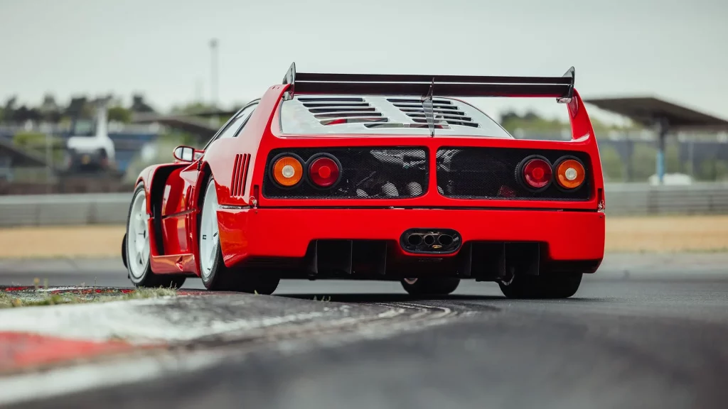 1989 Ferrari F40 Competizione. Imagen trasera.