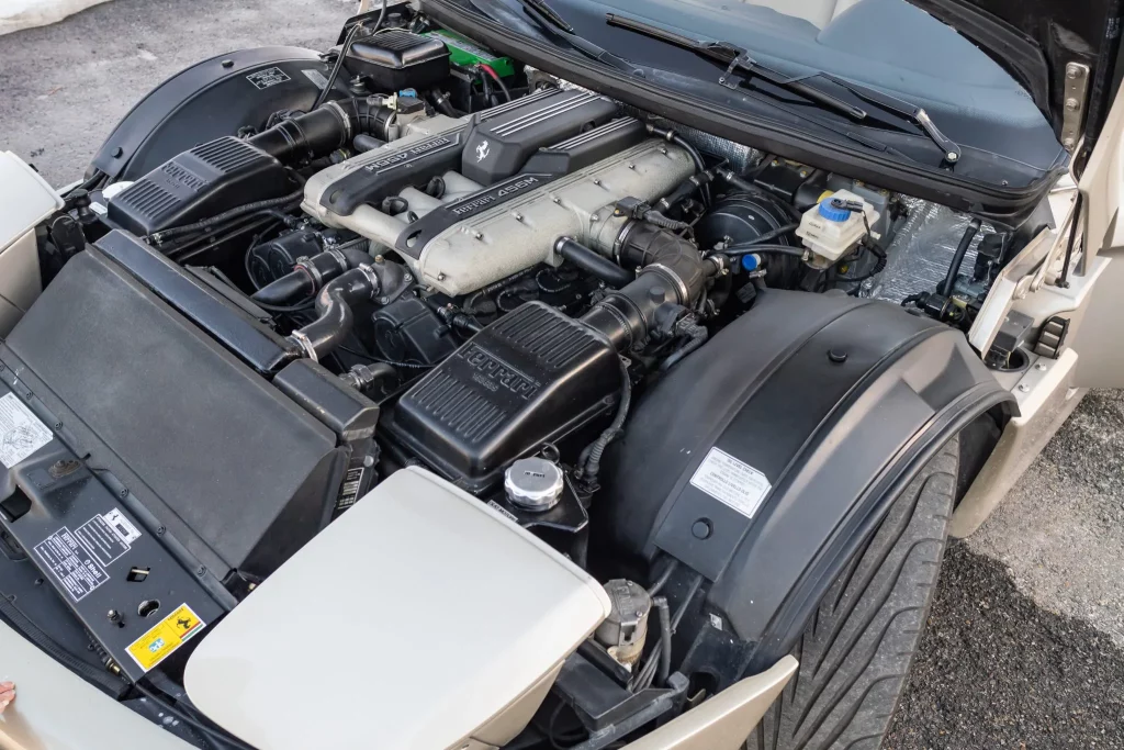 2000 Ferrari 456M GTA. BaT. Imagen motor.