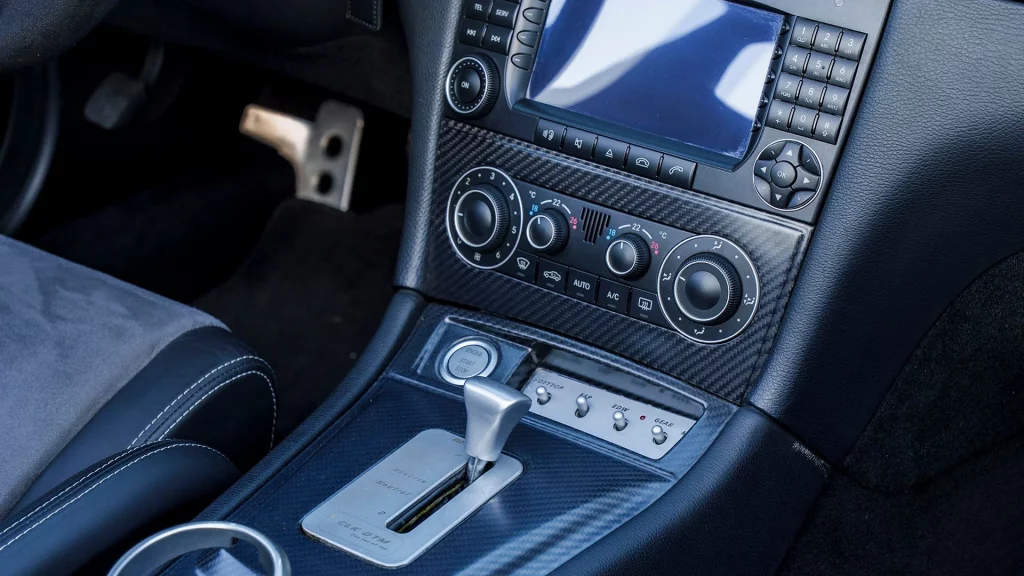 2006 mercedes benz clk dtm amg convertible 37 Motor16