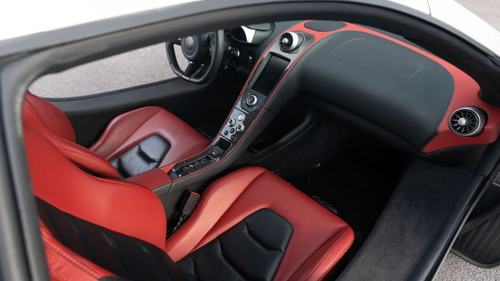 2012 mclaren mp4 12c jenson button 18 Motor16