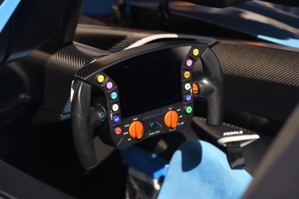 2022 mclaren solus gt mecum 20 Motor16