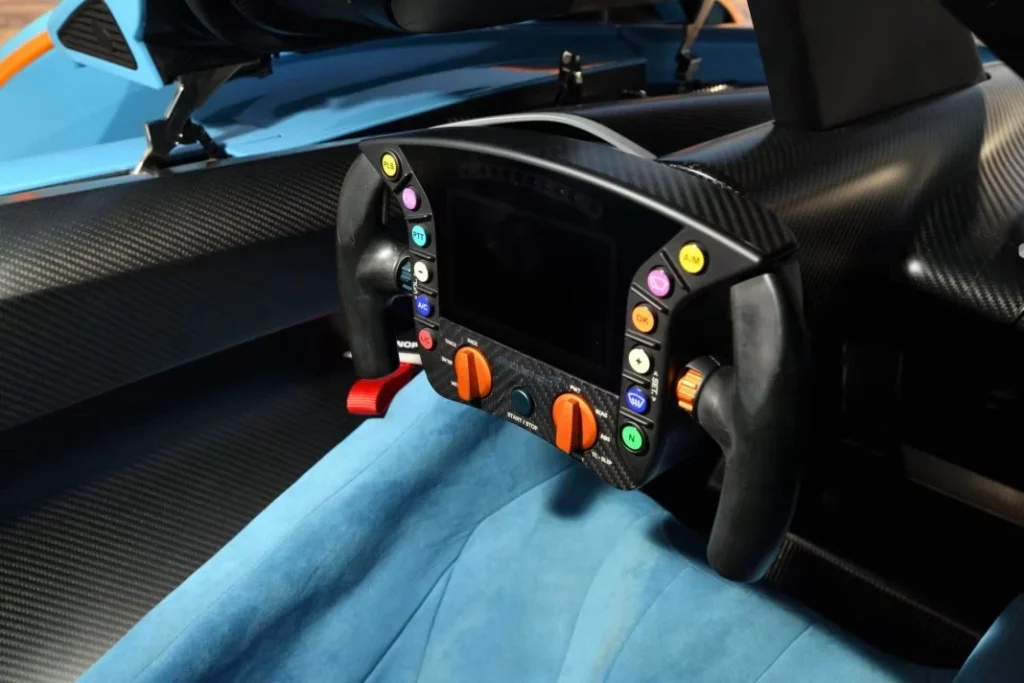 2022 mclaren solus gt mecum 22 Motor16