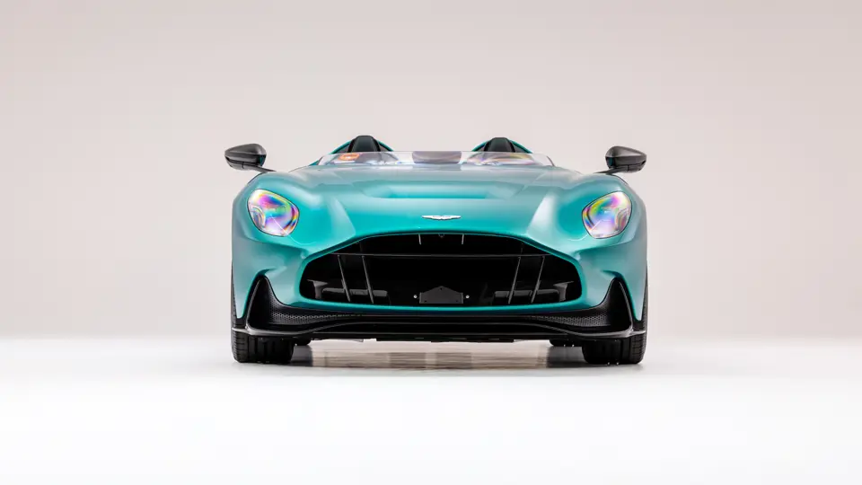 Uno de los Aston Martin más exclusivos jamás construidos te está buscando: ¿Tienes suelto? 4 Motor16 2024 Aston Martin DBR22 RM Sothebys 4 Motor16