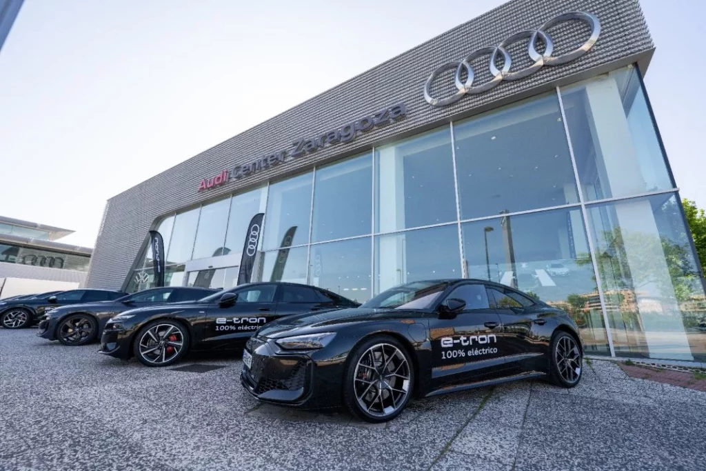 2025 Audi e tron drive 16 Motor16
